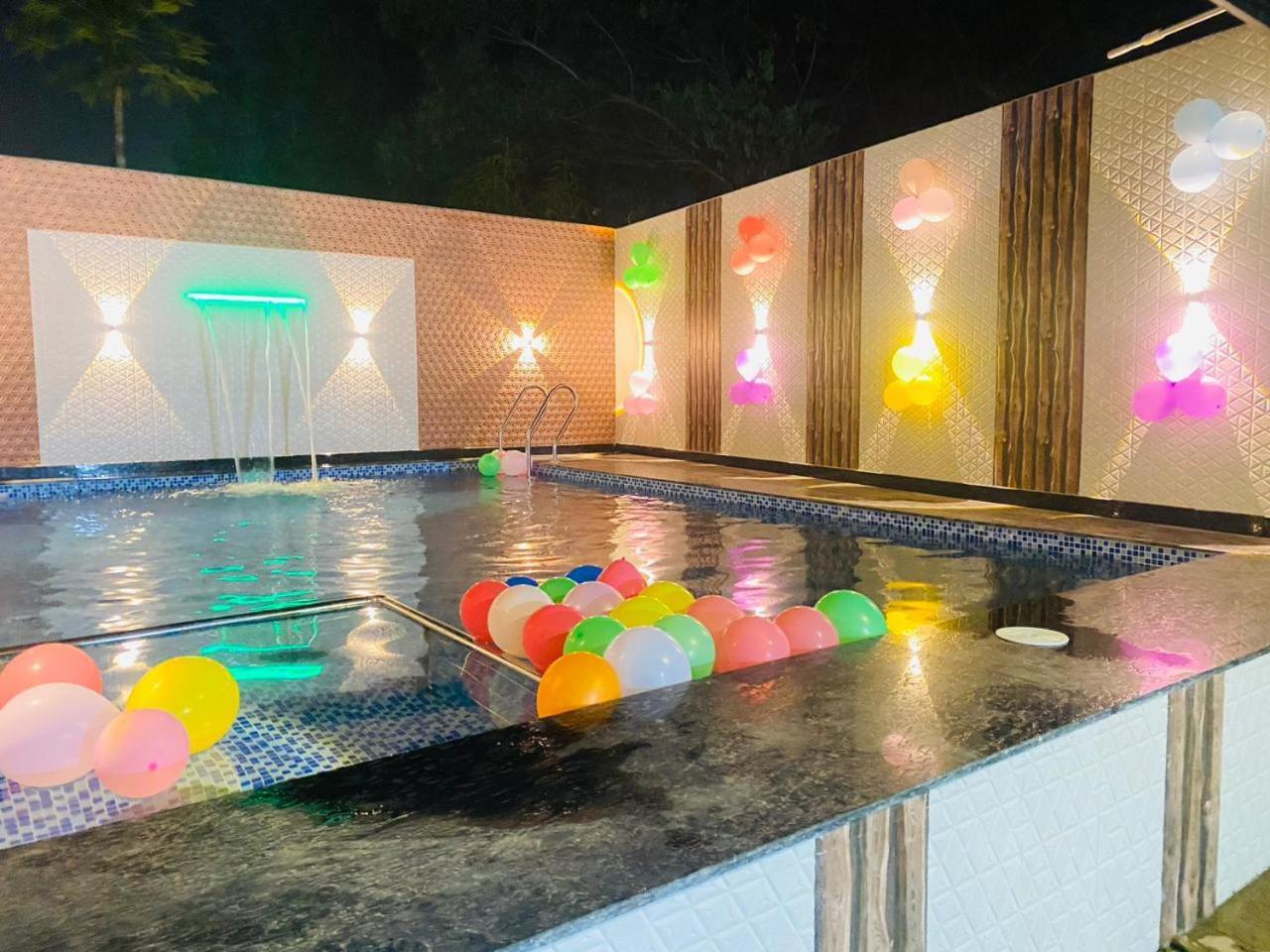 Karla Retreat Resort Lonavala Kültér fotó