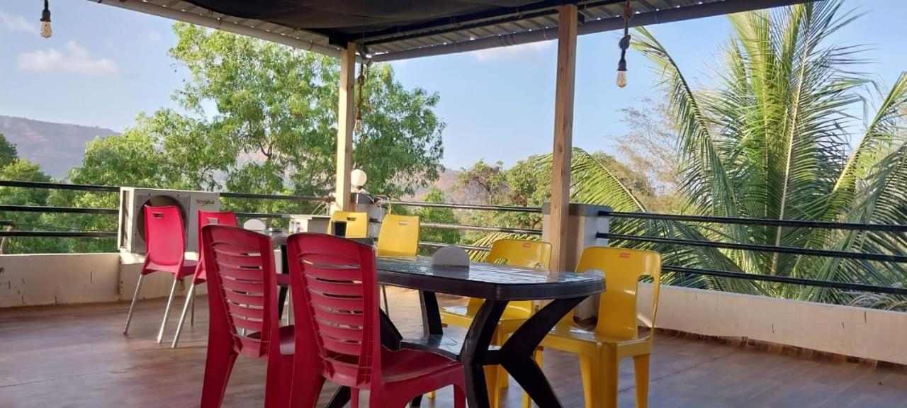 Karla Retreat Resort Lonavala Kültér fotó